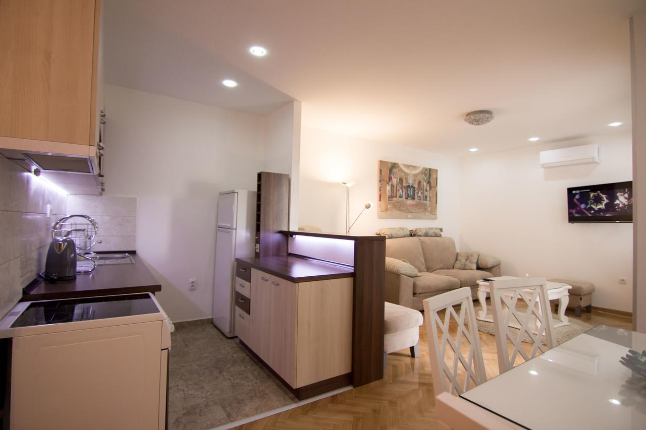 Apartments Near St. Sava Temple Beograd Bagian luar foto